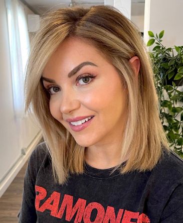 Short Side Bangs Shoulder Length Hair With Side Fringe, Side Parting Bangs, Side Swiped Bangs, Side Bangs With Medium Hair, Style Side Bangs, Short Hair With Side Bangs, Bob With Side Swept Bangs, Medium Bob With Layers, Side Part Bangs