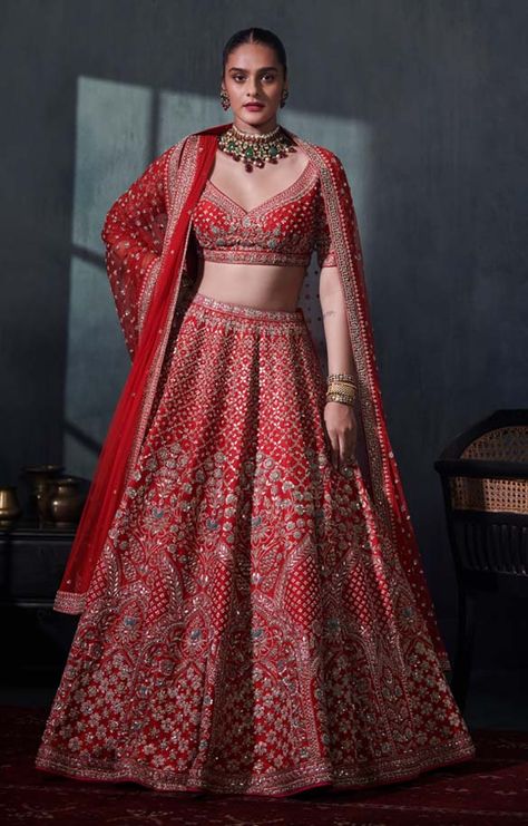 Bridal Couture 2021 Anita Dongre Lehenga, Lehenga For Bride, Bridal Entry, Latest Bridal Lehenga Designs, Designer Bridal Lehenga Choli, Red Bridal Dress, Bridal Lehenga Designs, Desi Wedding Dresses, Latest Bridal Lehenga