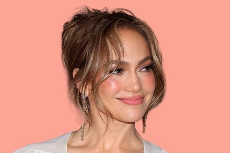 We’re Copying J.Lo’s Pearl Nails ASAP Tom Bachik, Entertaining Gifts, Cleaning Gift, Pearl Nails, Beauty Clothes, Real Simple, Recipe Collection, Health Healthy, Nail Artist