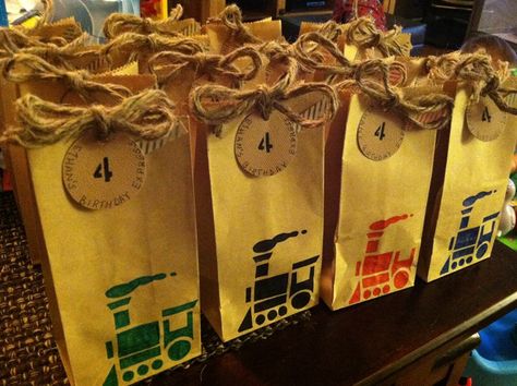 Train themed birthday party goody bags. My 1st try at a crafty thing....they were a hit! Train Theme Goodie Bags, Birthday Party Goody Bags, Train Themed Birthday Party, Train Party Favors, Party Goody Bags, Train Theme Birthday Party, Thomas Train, 3 Birthday, Birthday Goodie Bags