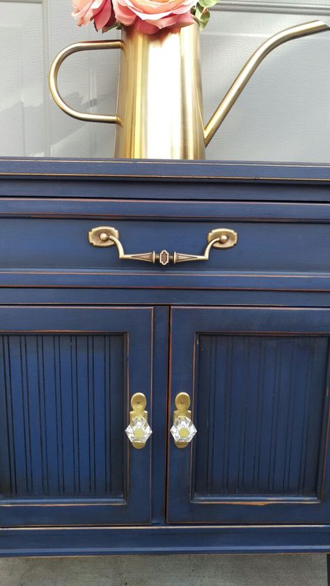 Annie Sloan Napoleonic blue with dark wax https://www.facebook.com/brushedbybrandy/ Annie Sloan Napoleonic Blue, Kitchen Ideas Blue, Blue Bedroom Furniture, Napoleonic Blue, Dark Blue Bedrooms, Blue Painted Furniture, Ideas For Kitchen, Chalk Paint Projects, Blue Furniture