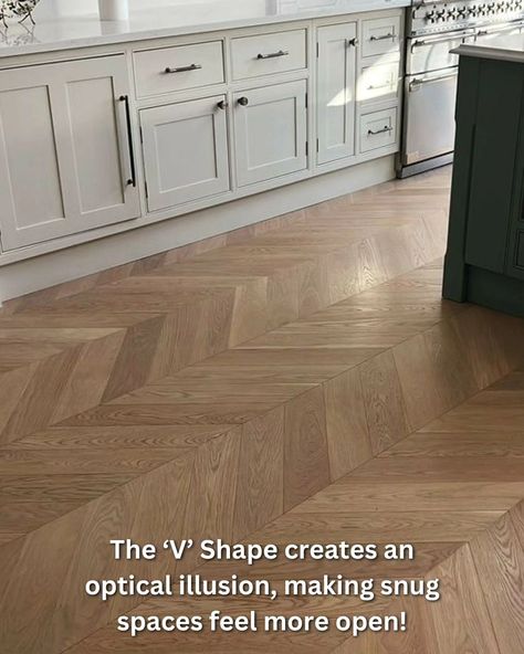 Chevron vs Herringbone: What's the difference between these parquet styles? Swipe to find out the unique characteristics and stunning aesthetics each pattern brings to your space. Whether you're aiming for a classic, timeless look or a modern, dynamic vibe, these flooring options can elevate any interior design. Discover which style suits your home renovation best! 🏡 #herringboneflooring #chevronflooring #homereno #homerenovation #interiors #flooringdesign #parquetflooring #interiordes... Chevron Flooring Kitchen, Chevron Flooring, Luxury Flooring, Flooring Trends, Herringbone Floor, Chevron Design, Transitional Kitchen, Parquet Flooring, Flooring Options