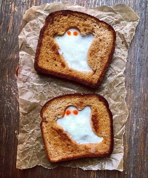 Halloween Recipes Kids, Ghost Toast, Recipes Kids Will Love, Healthy Halloween Food, Kids Halloween Food, Halloween Breakfast, Story Pictures, Halloween Foods, Healthy Candy