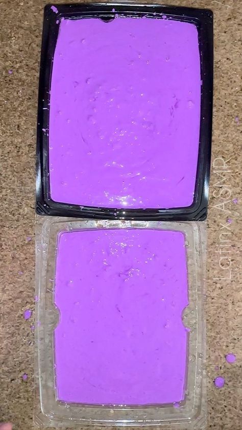 I always get asked “how do you make gym chalk reforms?” so I figured I’d give a lil guide. Remember everyone does things a little differently and it’s always best to explore and experiment. 💜 1. **Materials and Ingredients:** Gather the following materials: - Gym chalk blocks - Water - Mold(s) of your choice (silicone or other) - Baby powder (for softer chalk) - Baby oil (for non-silicone molds) - Dehydrator (optional) 2. **Breaking Down Chalk:** Start by breaking down the gym chalk bl Gym Chalk, Satisfying Videos, Cricut Craft, Oddly Satisfying Videos, Cricut Craft Room, Oddly Satisfying, Baby Powder, Baby Oil, Satisfying Video