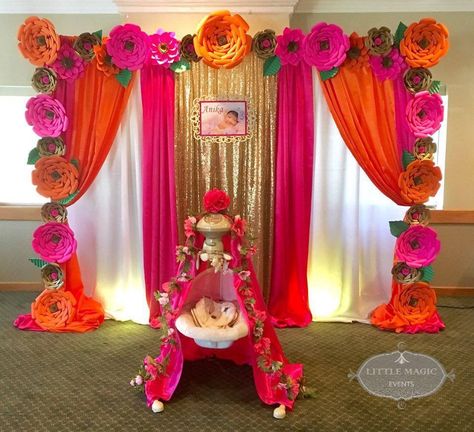 Cradle Decoration, Naming Ceremony Decoration, Pink Wedding Centerpieces, Indian Baby Showers, Cradle Ceremony, Planning Events, Pink Bridal Shower, Naming Ceremony, Indian Decor