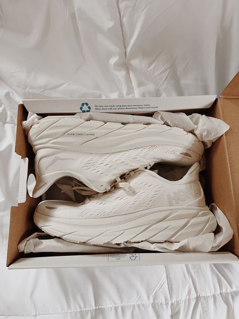 White Hoka Clifton 8s in a box Tan Hoka Shoes, White Hokas Aesthetic, Hoka Nursing Shoes, White Hoka Shoes Outfit, Neutral Hoka Shoes, Nurse Shoes Comfortable, Running Shoes Hoka, Hoka Shoes Aesthetic, Cute Hoka Shoes