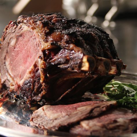 Ina Garten Prime Rib, Best Dinner Party Recipes, Thanksgiving Favorites, Holiday Ham Recipes, Prime Rib Roast Recipe, Rib Roast Recipe, Standing Rib Roast, Prime Rib Recipe, Ina Garten Recipes