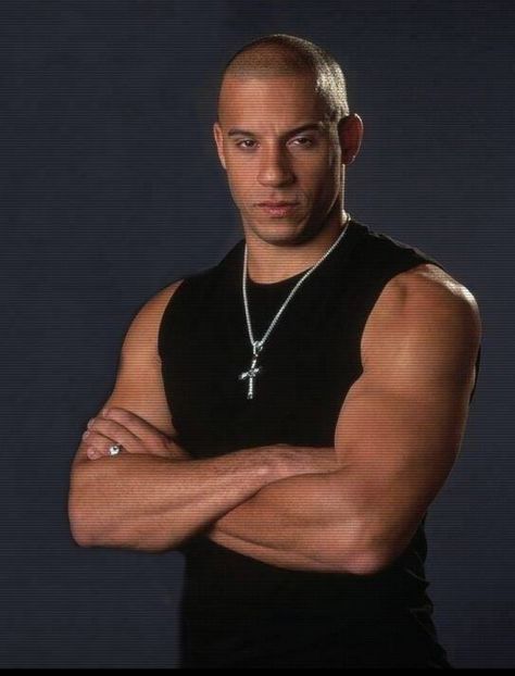 Vin Diesel Vin Desiel Fast And Furious, Vin Diesel 2000s, Vin Diesel 90s, Vin Diesel Young Age, Dom Toretto Fast And Furious, Young Vin Diesel, Vin Diesel Pictures, Vin Diesel Wallpaper, Fast And Furious Vin Diesel