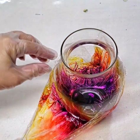 Alcohol Inks On Glass Tutorials, Alcohol Ink Glass Vase, Alcohol Ink Stained Glass Diy, Alcohol Ink Glass Tutorials, Stained Glass Vase, Eclectic Boutique, Alcohol Ink Jewelry, Abstract Painting Acrylic Modern, Alcohol Ink Glass