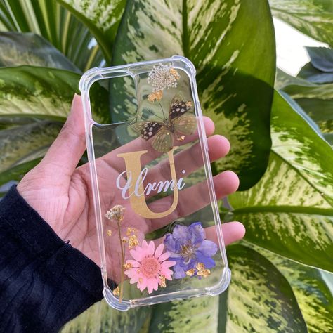 Spring Phone Cases, Diy Resin Phone Case, Resin Arts, Nature Phone Case, Handmade Phone Case, Floral Phone Case, Unique Phone Case, Flower Phone Case, Personalized Phone Cases