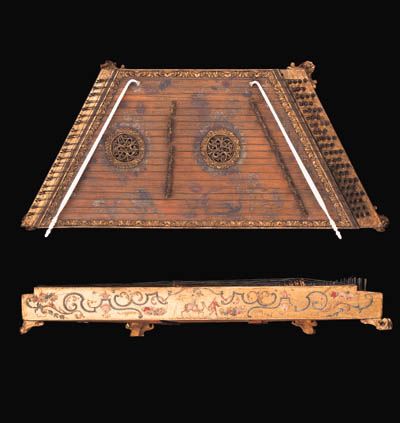 A DULCIMER Hammer Dulcimer, Turkish Motifs, Mountain Dulcimer, Hammered Dulcimer, Instrument Music, Make A Joyful Noise, Twelfth Night, Stringed Instruments, Music Instrument