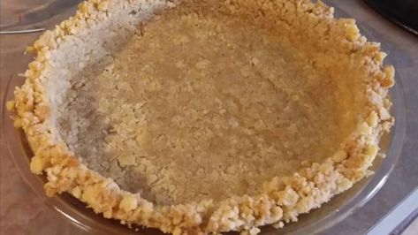 Full of sweet and salty flavor, this saltine cracker pie crust makes the perfect base for a variety of fillings! Saltine Cracker Pie, Cellular Healing, Cracker Pie Crust, Cracker Pie, Saltine Cracker, Millet Recipes, Toffee Cookies, Saltine Crackers, Pie Crust Recipes