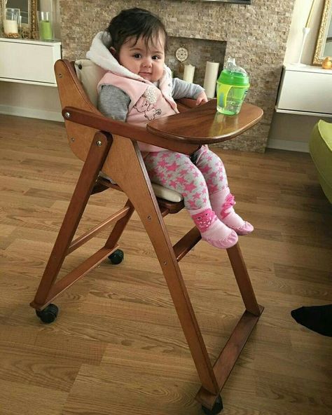 Baby Chairs Diy, Beautiful Houses Inside, Diy Furniture Building, Kids Backyard Playground, Baby Furniture Sets, Baby Chair, Bedroom Wall Colors, Diy Wooden Projects, Baby High Chair