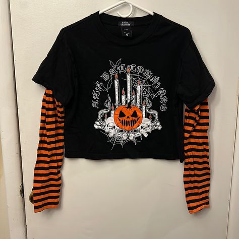 Social Collision. Women’s Long Sleeve Crop. Halloween Shirt. Black/Orange. Size Medium. Never Worn. See Pictures For Details. Offers Considered. Thank You For Visiting. Crop Top Over Shirt, Spooky Clothes, Halloween Core, Social Collision, Thrift List, Horror Clothes, Dr Wardrobe, Job Clothes, Orange Outfit