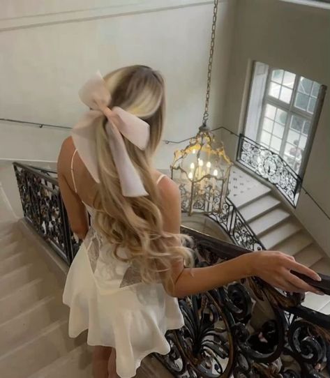 Blonde Aesthetic, Chloe Walsh, Princess Aesthetic, Foto Ideas Instagram, Feminine Aesthetic, Old Money Aesthetic, Pink Princess, Rich Girl, Girly Outfits