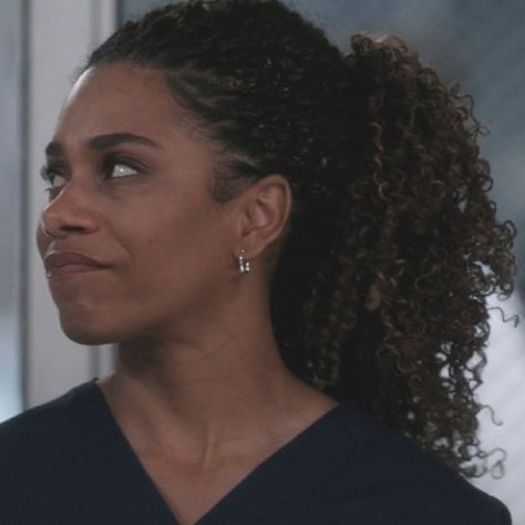 Maggie Aesthetic, Maggie Pierce, Kelly Mccreary, Private Practice, Grey's Anatomy, Greys Anatomy, Natural Hair, Beautiful People, Anatomy