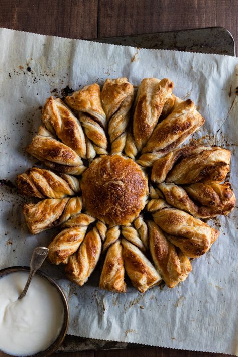 Puff Pastry Star with Cinnamon Sugar - Good Things Baking Co Cinnamon Star Bread Recipe, Cinnamon Star Bread, Star Bread Recipe, Dried Fig Recipes, Puff Pastry Twists, Star Bread, Puff Pastry Desserts, Cinnamon Twists, Thumbprint Cookies Recipe