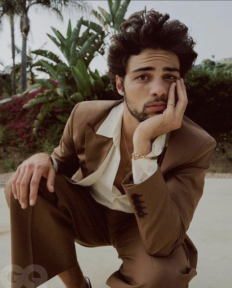 Classic Blue Suit, Best Suits For Men, Noah Centineo, Lana Condor, Black Adam, Linen Drawstring Pants, Men Photoshoot, Stylish Suit, Man Standing