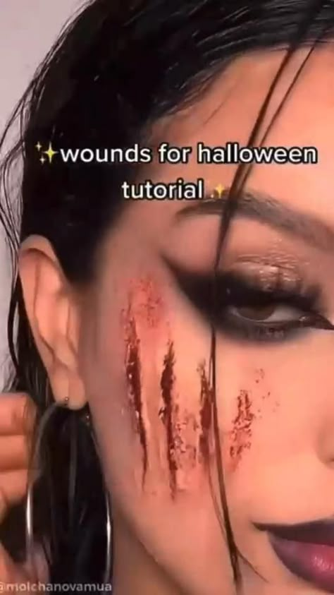 Wound Makeup, Halloween Makeup Hacks, Maquillage Halloween Simple, Blood Makeup, Gore Makeup, Halloweenský Makeup, Holloween Makeup, Treats Halloween, Halloween Makeup Diy