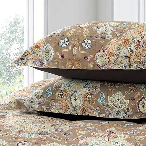 Amazon.com: Get Bed Ready Boho Paisley Medallion Duvet Cover Set Traditional Antique Rug Vintage Damask Bohemian Pattern Bedding Elegant Boteh Tapestry Egyptian Cotton (Tan, Queen) : Home & Kitchen Queen Duvet Cover Sets, Boho Duvet Cover, Boho Duvet, Pattern Bedding, Print Duvet Cover, Traditional Pottery, Lightweight Bedding, Boho Paisley, Satin Bedding