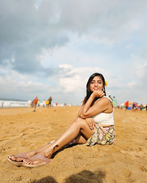 Happiness is a choice!🌊✨️ 📍Golden beach, Puri Odisha [Beach day, outfit, beachoutfit, sun , sunshine, waves, beachtime, Photography, photo ideas, outfitoftheday, Puri, Odisha, Rath Yatra] Odisha Photography, Puri Odisha, Photography Photo Ideas, Beach Day Outfit, Rath Yatra, Happiness Is A Choice, Golden Beach, Day Outfit, Happiness Is