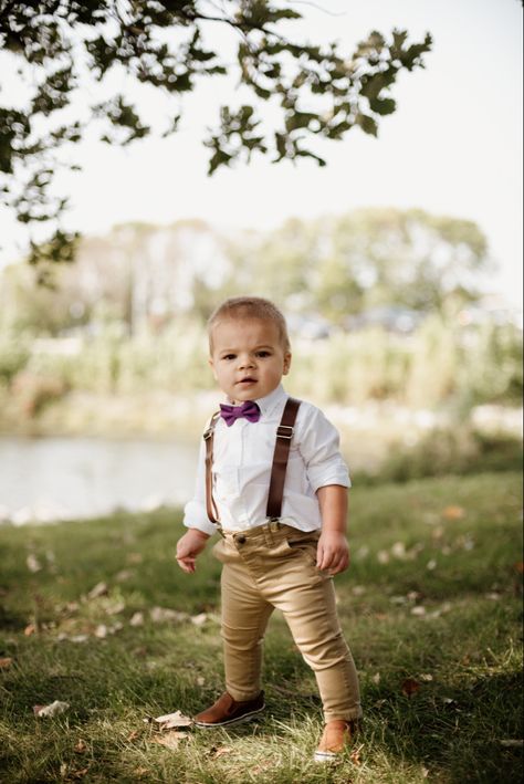 Toddler Boy Wedding Outfit Fall, Toddler Boy Wedding Outfit, Toddler Boy Wedding Guest Outfit, Ring Bearer Toddler, Todlers Pictures Outfits, Flower Boy Toddler, Toddler Wedding Outfit Boy, Little Boy Suits Wedding Children, Baby Boy Wedding Outfit