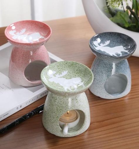 Wheel Throwing Pottery Ideas, Wax Melter Clay, Ceramic Burner Handmade, Ceramic Wax Melter Diy, Clay Wax Melter, Ceramic Wax Warmer, Candle Wax Melter, Essential Oils Burner Ceramics, Ceramic Wax Melter