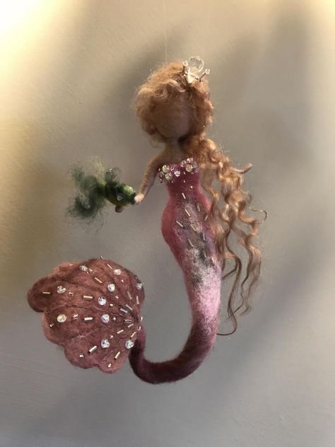 Felted Mermaid, Felt Play Mat, Princess Mermaid, Mermaid Pink, Sea Mermaid, Felted Wool Crafts, Felt Fairy, Needle Felting Kits, Mermaid Dolls