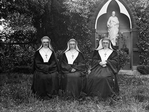 June 13, 1915 by National Library of Ireland on The Commons, via Flickr Convent School, Nuns Habits, Easter Rising, John Bell, Ancient Ireland, Irish Catholic, Bride Of Christ, Irish History, Three Graces