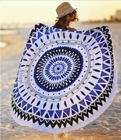 Round Beach Towel Honeymoon Checklist, Life Could Be A Dream, Product Instagram, Sunshine State Of Mind, Laying On The Beach, Im Fabulous, Beach Things, Lake Time, Tattoo Illustration