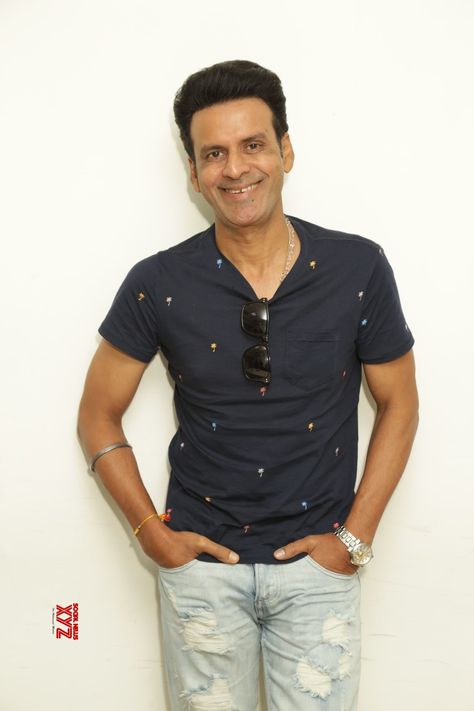 New Delhi: Manoj Bajpayee at IANS - Social News XYZ Photos: #ManojBajpayee at IANS Manoj Bajpayee Family Man, Manoj Bajpayee, Tamil Language, National Film Awards, New Delhi, Film Awards, Casual Button Down Shirt, Men Casual, Hollywood