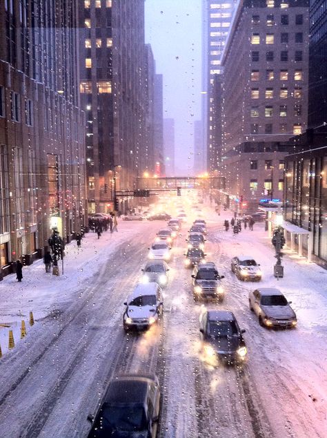 Looking east down 7th Street from the IDS/Gaviidae Skyway. Minneapolis Winter, Feeling Minnesota, Minnesota Winter, Minneapolis St Paul, Minnesota Travel, Minnesota Home, Minneapolis Minnesota, My Kind Of Town, New York City Travel