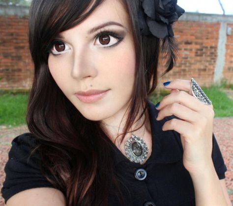 Brown circle lenses. So bummed that I would have to risk my eyes to achieve this look... arrg Brown Eye Lens, Black Circle Lenses, Elegant Brown Round Frame Sunglasses, Brown Circle Lenses, Vintage Brown Round Sunglasses, Doll Eye Makeup, Circle Lenses, Dark Chocolate Brown, Doll Eyes