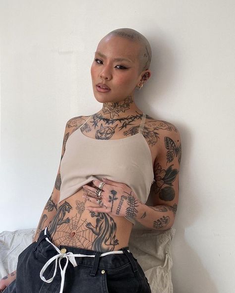 Mei Pang (@meicrosoft) • Instagram photos and videos Meicrosoft Instagram, Bald Tattoo, Bleached Brows, Day Of The Dead Artwork, Bleached Eyebrows, Bald Head Women, Bald Girl, Bald Women, Back Tattoo Women