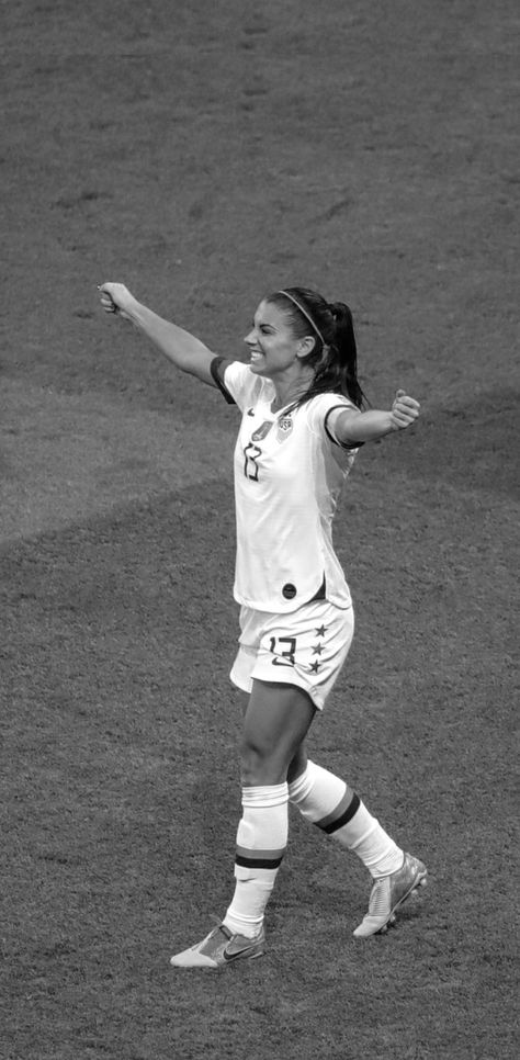 Women Football Wallpaper, Women Soccer Aesthetic, Female Soccer Player Aesthetic, Alex Morgan Wallpaper, Alex Morgan Soccer Wallpaper, Morgan Wallpaper, Soccer Alex Morgan, Uswnt Soccer Wallpaper, Cousin Squad