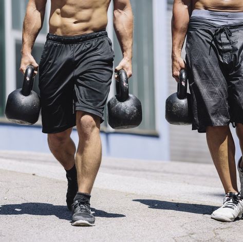 Two gym athletes doing Farmers Walk with kettlebells Kettlebell Strength Training, Farmers Walk, Kettlebell Workouts, Kettlebell Training, Kettlebell Swings, Crossfit Athletes, Workout Moves, Kettlebell Workout, Core Muscles