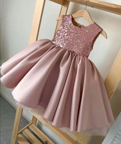 Birthday Frocks For Baby Girl, Baby Girl Dresses Fancy Kids Fashion, Frocks For Kids, Simple Frocks, African Dresses For Kids, Fancy Frocks