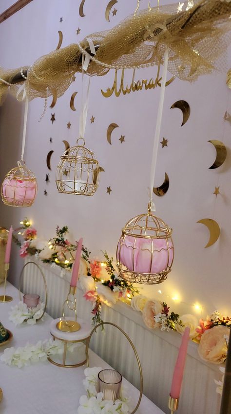 Iftar Party Decorations, Ramadhan Art, Ramadan Decorations Ideas, Eid Decoration Ideas, Ideas For Ramadan, Ramadan Table Decor, Diy Eid Decorations, Event Decoration Ideas, Diy Pendant Lamp