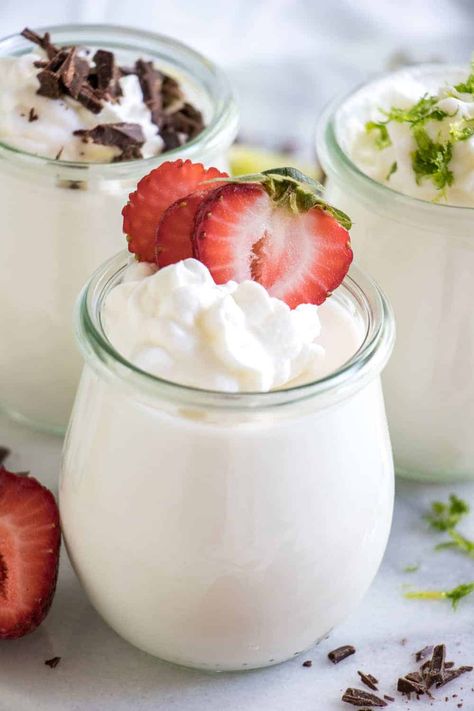 Coconut Mousse.  This fluffy coconut mousse comes together quick and easy and is loaded with a cold, creamy coconut flavor!… Coconut Cream Mousse, Coconut Mousse, Coffee Mousse, Coconut Sorbet, Dessert Parfait, Coconut Syrup, Creme Brûlée, Mousse Dessert, Coconut Bars