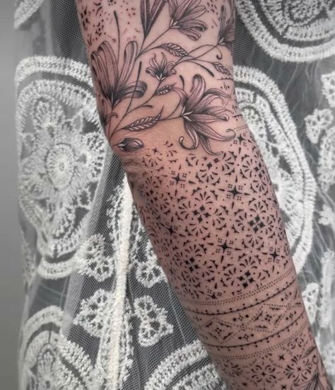 Daffodil Mandala Tattoo, Realism Filler Tattoo, Feminine Tattoo Filler, Feminine Tattoo Sleeve Filler, Dot Work Tattoo Design Ideas, Tattoo Fillers For Women Full Sleeves, Over Thinking Tattoo Ideas, Ornamental Gap Filler Tattoo, Dot Work Sleeve Tattoo