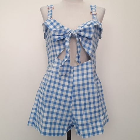 Fits More Like A Medium. Very Cute Never Worn - Tags On It . Questions? Leave A Comment Below! 60s Beach Outfits, 1950s Playsuit, Romper Outfit Casual, Vintage Americana Fashion, Lemon Outfit, Strawberry Witch, Americana Outfits, Midriff Dress, Lemon Pants