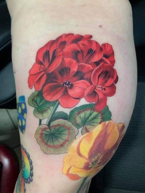 Geranium Tattoo Ideas, Red Geranium Tattoo, Geranium Tattoo Black And White, Memorium Tattoo, Geranium Flower Tattoo, Geraniums Tattoo, Geranium Tattoo, Peru Tattoo, Rad Tattoos