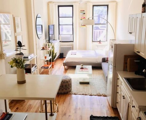 A 250-Square-Foot NYC Studio Was a Home and Workspace for This Couple | Apartment Therapy Main | Bloglovin’ Apt Layout, Studio Decorating, Small Studio Apartment Decorating, Cozy Studio Apartment, Tiny Studio Apartments, One Room Apartment, Studio Layout, Studio House, Studio Apartment Living