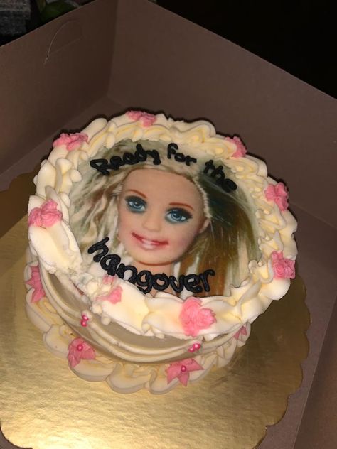 A Barbie birthday cake Barbie Birthday Cake Aesthetic, Barbie Aesthetic Cake, Barbie Cake Aesthetic, Cake Meme, Birthday Cake Aesthetic, Dessert Birthday, Aesthetic Barbie, Barbie Birthday Cake, Cake Aesthetic