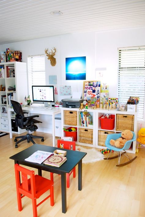 office/playroom Office Playroom Combo, Office Playroom, Nursery Office, Playroom Design, Multipurpose Room, Therapy Room, Craft Room Office, Spare Room, Playroom Decor