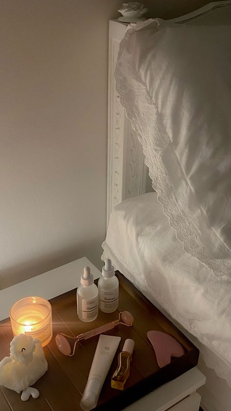 Night skincare aesthetic Calming Night Aesthetic, Skincare Night Aesthetic, Estee Lauder Aesthetic, All Nighter Aesthetic, Skincare Table, Night Skincare Aesthetic, All-nighter Aesthetic, Bedside Table Aesthetic, Table Aesthetic