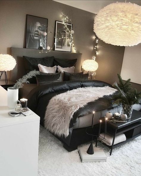 https://youtu.be/WRMsaCgoNz0 Couples Home, Black Lovers, Black And White Bedroom, First Apartment Decorating, Light Night, Teen Bedroom Decor, Girl Bedroom Decor, Room Makeover Bedroom, Stylish Bedroom