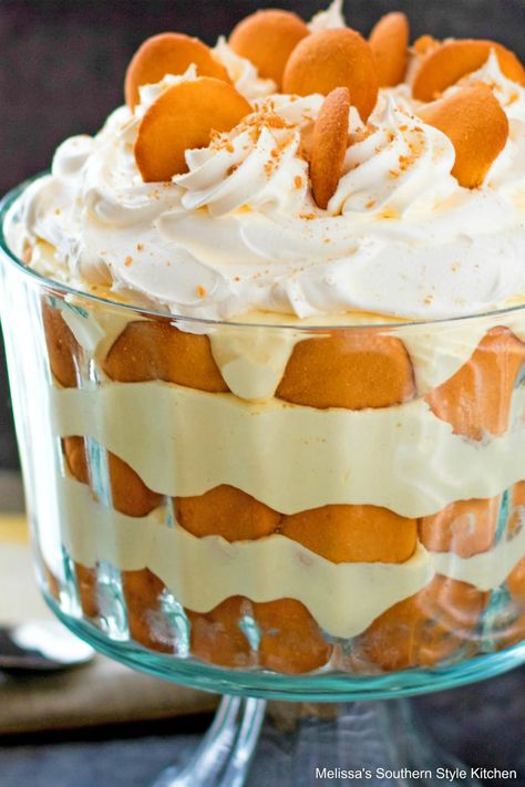 Banana Pudding Cream Cheese, Recipe For Banana Pudding, Desserts Potluck, Pudding Recept, Banana Pudding Trifle, Easy Banana Pudding Recipe, Banana Pudding Cupcakes, Pudding Desserts Recipes, Homemade Vanilla Pudding