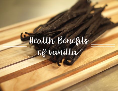 Even More Reasons To Love Vanilla – NuNaturals Diy Extracts, Vanilla Extract Recipe, Kat Diy, Cassia Cinnamon, Freeze Dried Fruit, Vanilla Beans, Vanilla Candle, Vanilla Essential Oil, Ice Cream Flavors