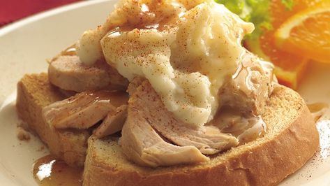 A turkey dinner is doable when you depend on tenderloins, jarred gravy and frozen mashed potatoes. Open Face Turkey Sandwich, Hot Turkey Sandwiches, Turkey Sandwiches Recipes, Sandwich Bar, Slow Cooker Turkey, Open Faced Sandwich, Dinner Sandwiches, Turkey Dinner, Turkey Sandwiches